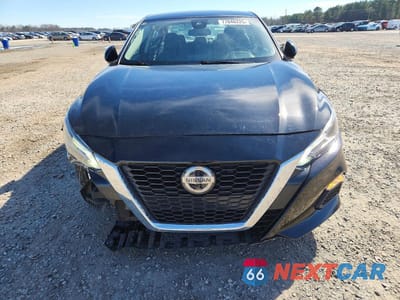 Piąte zdjęcie samochodu w środku: 2022 NISSAN ALTIMA SV VIN:1N4BL4DV0NN367140 - miniatura
