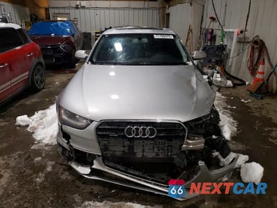 Piąte zdjęcie samochodu w środku: 2014 AUDI A4 VIN:WAUBFAFL2EN015668 - miniatura