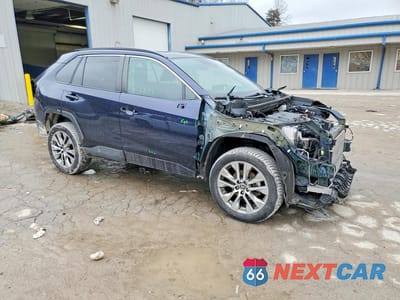 Czwarte zdjęcie samochodu z boku: 2022 TOYOTA RAV4 XLE PREMIUM VIN:2T3A1RFV6NW264755 - miniatura