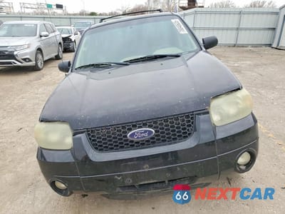 Piąte zdjęcie samochodu w środku: 2007 FORD ESCAPE LIMITED VIN:1FMCU04117KB27287 - miniatura