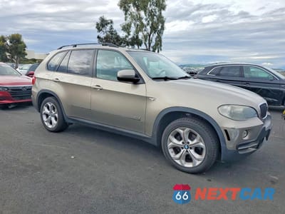 Czwarte zdjęcie samochodu z boku: 2008 BMW X5 3.0I VIN:5UXFE43588L029636 - miniatura