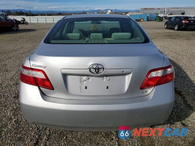 Zdjęcie 6 z 12 samochodu: 2007 TOYOTA CAMRY LE VIN:4T1BE46K57U504150 - miniatura