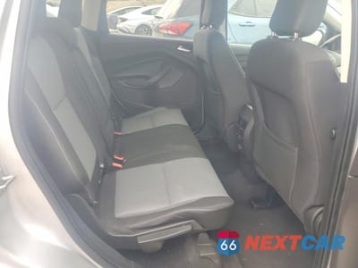 Zdjęcie 11 z 12 samochodu: 2019 FORD ESCAPE SE VIN:1FMCU9GDXKUB10656 - miniatura