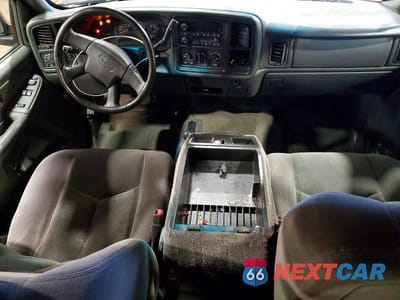Zdjęcie 8 z 12 samochodu: 2005 CHEVROLET SILVERADO K1500 VIN:1GCEK19V05E161060 - miniatura