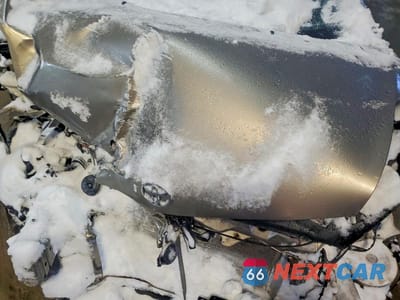 Zdjęcie 11 z 12 samochodu: 2007 TOYOTA PRIUS BASE VIN:JTDKB20U277655571 - miniatura