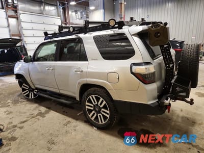 Drugie zdjęcie samochodu z przodu: 2015 TOYOTA 4RUNNER SR5/SR5 PREMIUM VIN:JTEBU5JR1F5216549 - miniatura