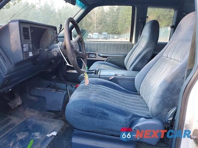 Zdjęcie 7 z 12 samochodu: 1994 GMC SIERRA K1500 VIN:2GTEK19K5R1574945 - miniatura