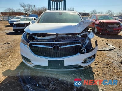 Piąte zdjęcie samochodu w środku: 2020 BUICK ENCLAVE ESSENCE VIN:5GAEVAKW4LJ123752 - miniatura