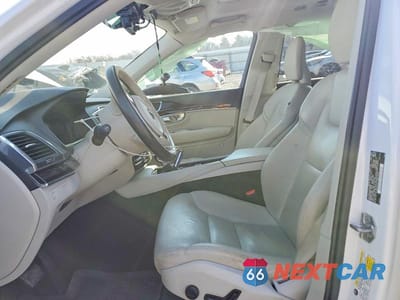 Zdjęcie 7 z 12 samochodu: 2019 VOLVO XC90 T5 MOMENTUM VIN:YV4102CK2K1497057 - miniatura