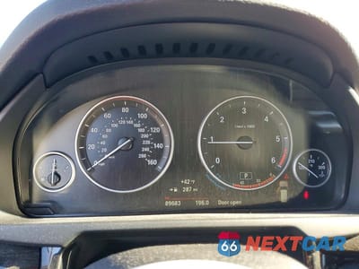 Zdjęcie 9 z 13 samochodu: 2015 BMW X5 XDRIVE35D VIN:5UXKS4C52F0J97634 - miniatura