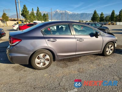 Trzecie zdjęcie samochodu z tyłu: 2015 HONDA CIVIC LX VIN:19XFB2F58FE707981 - miniatura