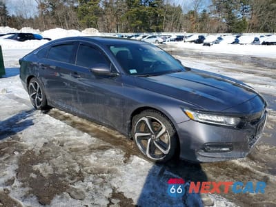 Czwarte zdjęcie samochodu z boku: 2018 HONDA ACCORD SPORT VIN:1HGCV2F38JA006962 - miniatura