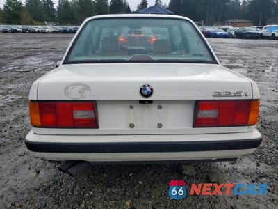 Zdjęcie 6 z 13 samochodu: 1989 BMW 325 I AUTOMATIC VIN:WBAAA2308K4495176 - miniatura