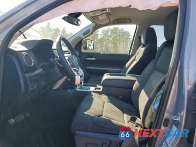 Zdjęcie 7 z 11 samochodu: 2019 TOYOTA TUNDRA SR5 VIN:5TFUM5F12KX079975 - miniatura