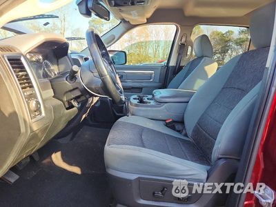 Zdjęcie 7 z 11 samochodu: 2018 RAM 1500 SLT VIN:1C6RR6LG6JS274941 - miniatura