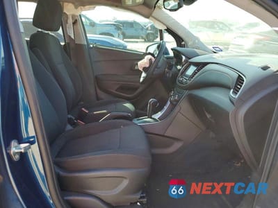 Zdjęcie 7 z 14 samochodu: 2020 CHEVROLET TRAX 1LT VIN:3GNCJLSB1LL324728 - miniatura