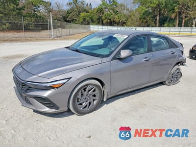 2024 HYUNDAI ELANTRA SEL KMHLM4DG7RU693098 - główne zdjęcie licytacji z USA - miniatura
