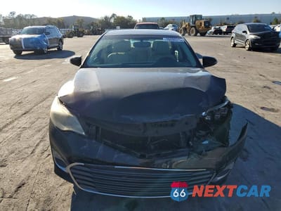 Piąte zdjęcie samochodu w środku: 2015 TOYOTA AVALON XLE VIN:4T1BK1EB3FU189209 - miniatura
