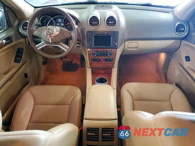 Zdjęcie 8 z 13 samochodu: 2009 MERCEDES-BENZ ML 350 VIN:4JGBB86E09A499843 - miniatura