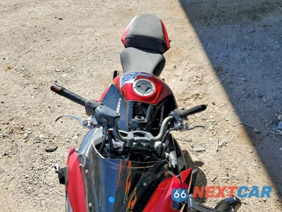 Piąte zdjęcie samochodu w środku: 2016 KAWASAKI EX650 E VIN:JKAEXEE13GDA22770 - miniatura