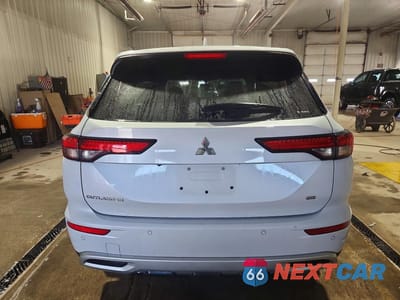 Zdjęcie 6 z 13 samochodu: 2022 MITSUBISHI OUTLANDER SE VIN:JA4J4UA82NZ080354 - miniatura