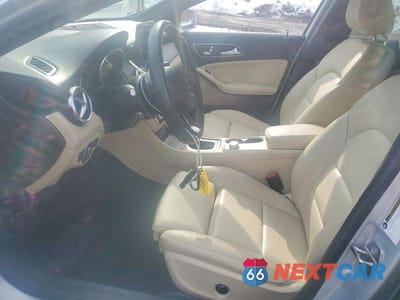 Zdjęcie 7 z 12 samochodu: 2020 MERCEDES-BENZ GLA 250 4MATIC VIN:WDCTG4GB0LU026564 - miniatura