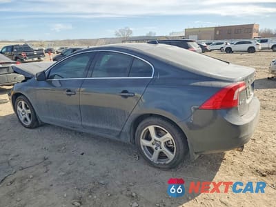 Drugie zdjęcie samochodu z przodu: 2013 VOLVO S60 T5 VIN:YV1612FH8D2174760 - miniatura