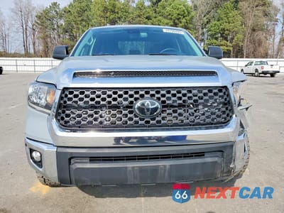 Piąte zdjęcie samochodu w środku: 2021 TOYOTA TUNDRA SR5 VIN:5TFEY5F11MX298101 - miniatura