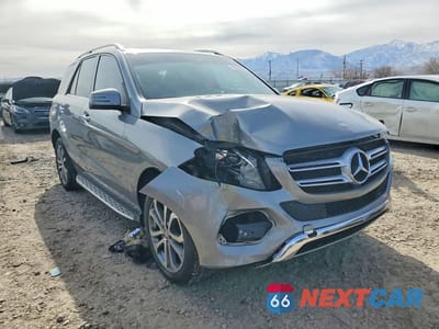 Czwarte zdjęcie samochodu z boku: 2016 MERCEDES-BENZ GLE 350 4MATIC VIN:4JGDA5HB6GA666779 - miniatura