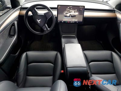 Zdjęcie 8 z 11 samochodu: 2024 TESLA MODEL Y VIN:7SAYGDED5RA332516 - miniatura