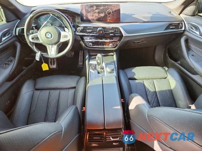Zdjęcie 8 z 11 samochodu: 2021 BMW 530 XI VIN:WBA13BJ07MWX05027 - miniatura