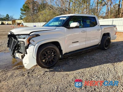 2022 TOYOTA TUNDRA CREWMAX SR 5TFLA5AB2NX017288 - główne zdjęcie licytacji z USA - miniatura