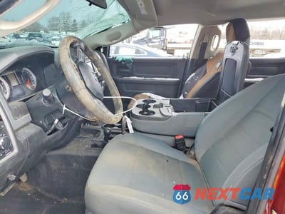 Zdjęcie 7 z 11 samochodu: 2018 RAM 2500 ST VIN:3C6UR5CL9JG308749 - miniatura