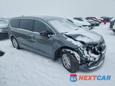 Czwarte zdjęcie samochodu z boku: 2025 CHRYSLER PACIFICA SELECT VIN:2C4RC1BG5SR510271 - miniatura