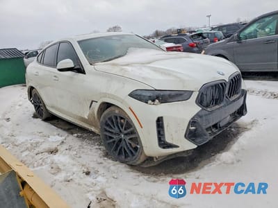 Czwarte zdjęcie samochodu z boku: 2024 BMW X6 VIN:5UX33EX01R9S30550 - miniatura