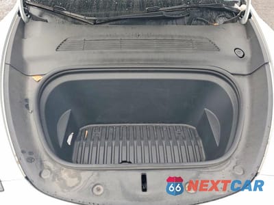 Zdjęcie 12 z 12 samochodu: 2021 TESLA MODEL Y VIN:5YJYGDEF9MF277949 - miniatura