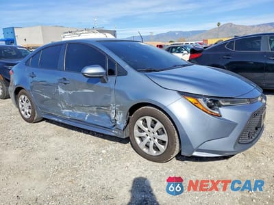 Czwarte zdjęcie samochodu z boku: 2021 TOYOTA COROLLA LE VIN:5YFEPMAE8MP218007 - miniatura