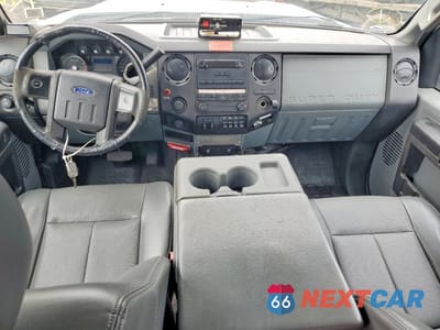 Zdjęcie 8 z 13 samochodu: 2014 FORD F550 SUPER DUTY UTILITY / SERVICE TRUCK VIN:1FD0W5HTXEEB27614 - miniatura