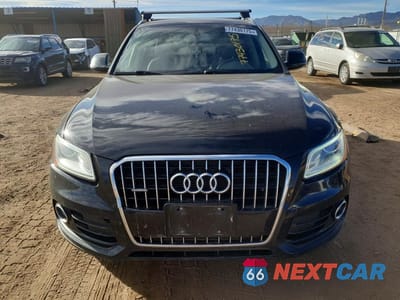 Piąte zdjęcie samochodu w środku: 2017 AUDI Q5 PREMIUM VIN:WA1C2AFP2HA005833 - miniatura