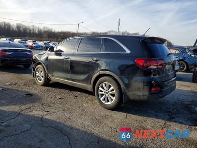 Drugie zdjęcie samochodu z przodu: 2019 KIA SORENTO L VIN:5XYPG4A38KG528585 - miniatura