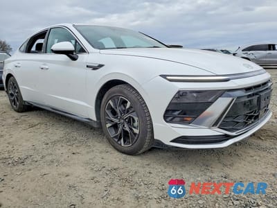 Czwarte zdjęcie samochodu z boku: 2024 HYUNDAI SONATA SEL VIN:KMHL64JA8RA402040 - miniatura