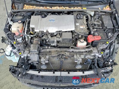 Zdjęcie 11 z 12 samochodu: 2018 TOYOTA PRIUS THREE TOURING VIN:JTDKARFU0J3553994 - miniatura