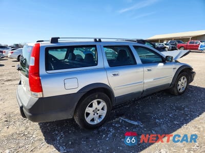 Trzecie zdjęcie samochodu z tyłu: 2005 VOLVO XC70 VIN:YV1SZ592551186355 - miniatura