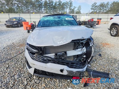 Piąte zdjęcie samochodu w środku: 2025 KIA K5 GT-LINE VIN:KNAG64J71S5331074 - miniatura