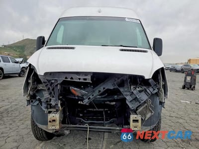 Piąte zdjęcie samochodu w środku: 2011 MERCEDES-BENZ SPRINTER 2500 VIN:WD3PE8CB4B5568263 - miniatura