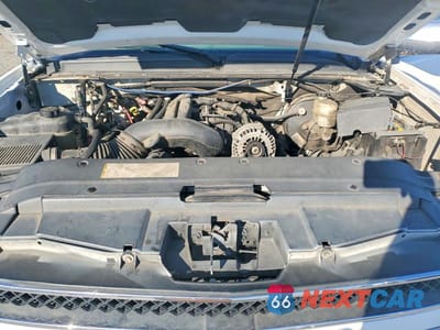 Zdjęcie 12 z 13 samochodu: 2007 CHEVROLET SUBURBAN K1500 VIN:3GNFK16337G101946 - miniatura
