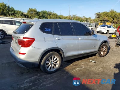 Trzecie zdjęcie samochodu z tyłu: 2017 BMW X3 SDRIVE28I VIN:5UXWZ7C57H0U45328 - miniatura