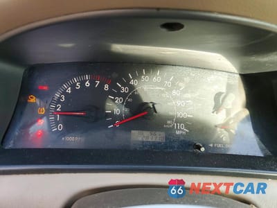 Zdjęcie 9 z 11 samochodu: 2005 TOYOTA COROLLA CE VIN:1NXBR30E55Z384171 - miniatura