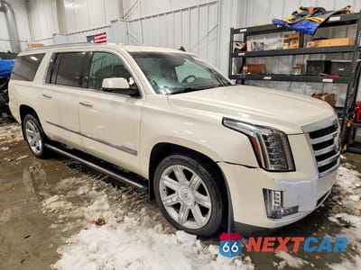 Czwarte zdjęcie samochodu z boku: 2015 CADILLAC ESCALADE ESV PREMIUM VIN:1GYS4JKJ2FR168830 - miniatura