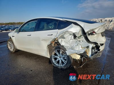 Drugie zdjęcie samochodu z przodu: 2023 TESLA MODEL Y VIN:7SAYGDEE3PA193119 - miniatura